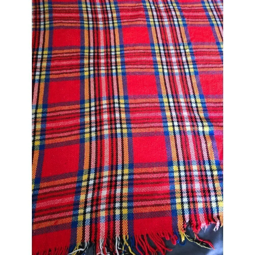 Vintage Red Tartan Plaid Highlander British Style Throw Blanket Couch Throw